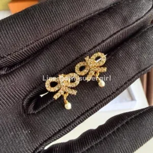 Dior Bow earrings เพชร