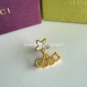 Gucci Script-Logo Crystal Star single earring