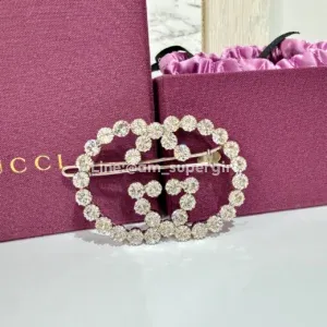 Gucci crystal-embellished Interlocking G hair clip in a silver finish