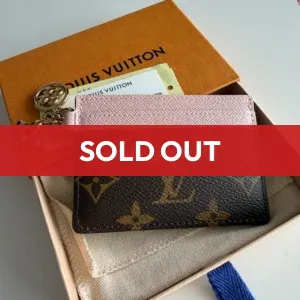 LV LV card holder charm Y2026